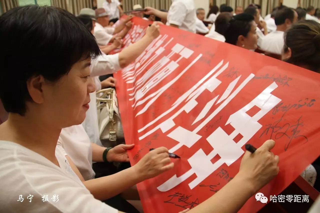 包含篮球队主教练发声,誓言带队登顶的词条 包含篮球队主教练发声,誓言带队登顶的词条