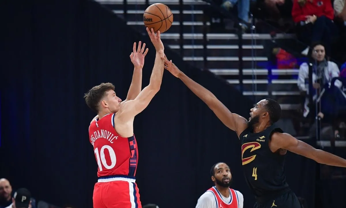 爵士险胜快船，塔图姆统治全场的简单介绍