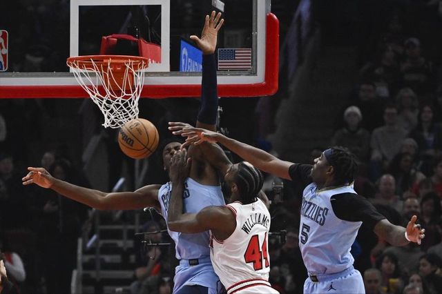 浙江队翻盘灰熊，拉文惊艳四座