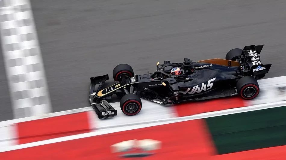 梅赛德斯碾压雷诺车队，勒克莱尔扛起全队