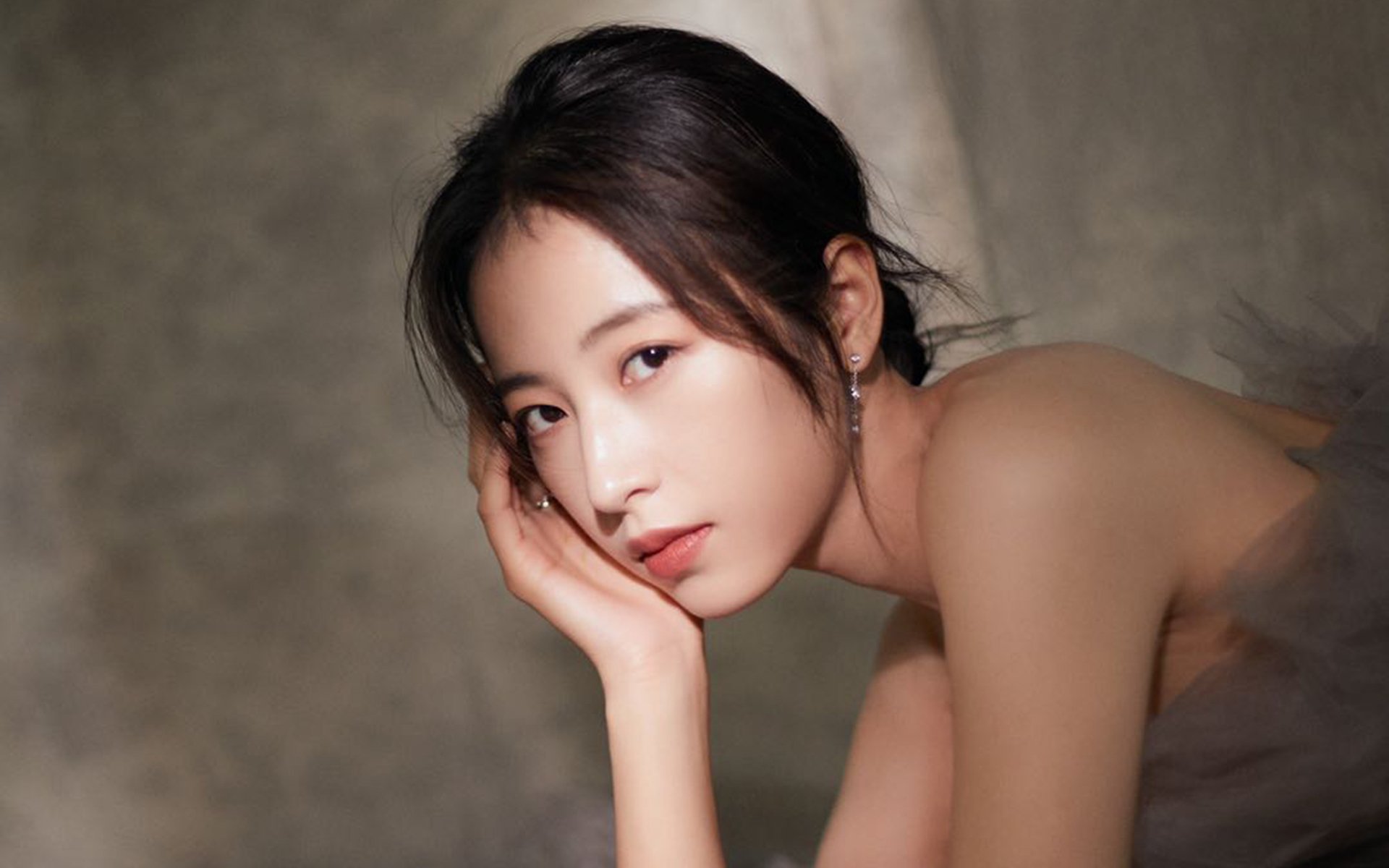 红魔奇迹夜，曼联翻盘西班牙霸主，佩德里关键球难救主