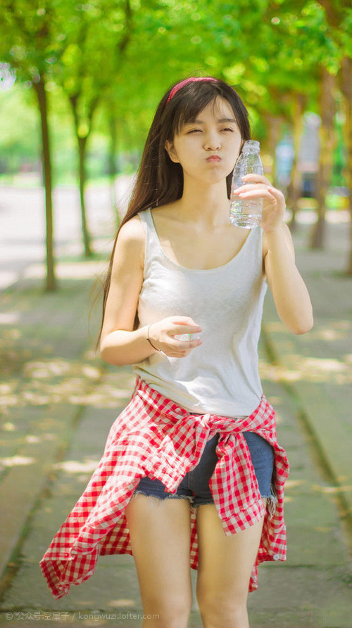 友谊赛中的星球碰撞，当阿根廷遇见皇家社会，法比尼奥的时刻