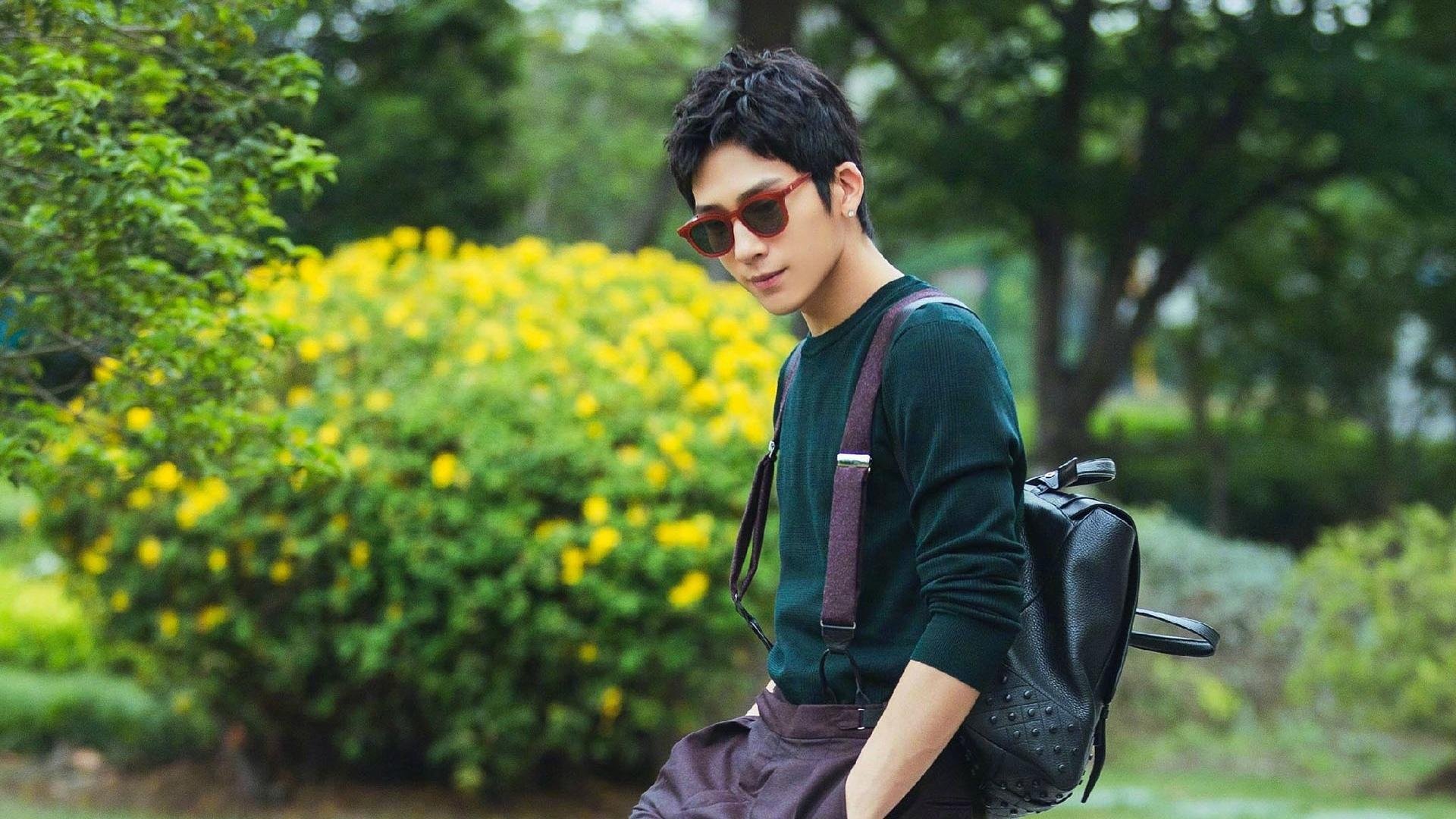 一杆定音!布克六记三分击穿费城防线—鹈鹕闪电战背后的关键先生