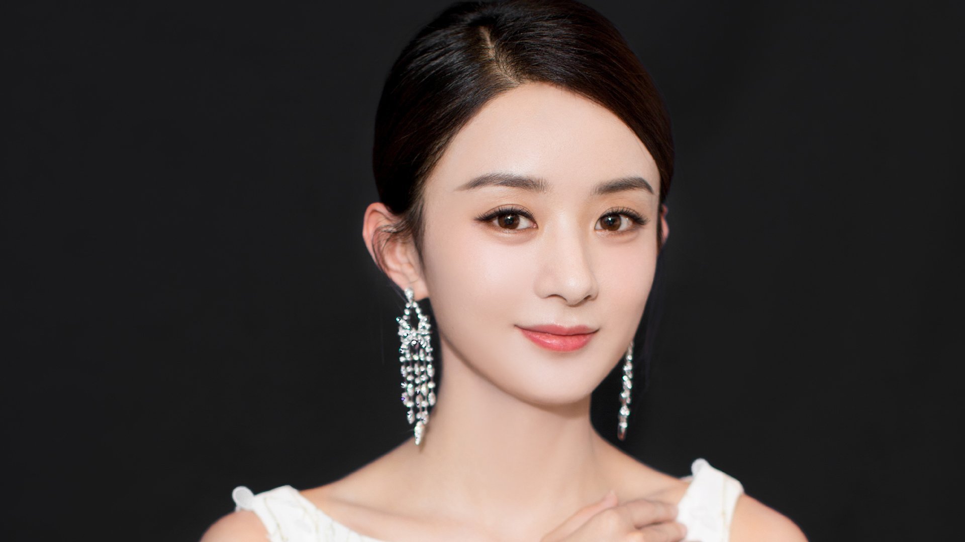 火箭跨越山河过关，克莱今夜做关键先生