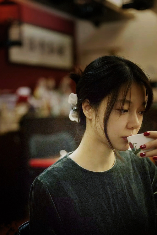当暹罗之虎撕咬潘帕斯雄鹰,一场被预言颠覆的2026揭幕战,维尼修斯用爆裂美学拯救足球秩序